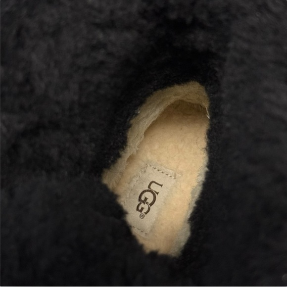 UGG Butte Shearling Boots Black Mens Sz 7 Women’s 9 - Picture 12 of 14